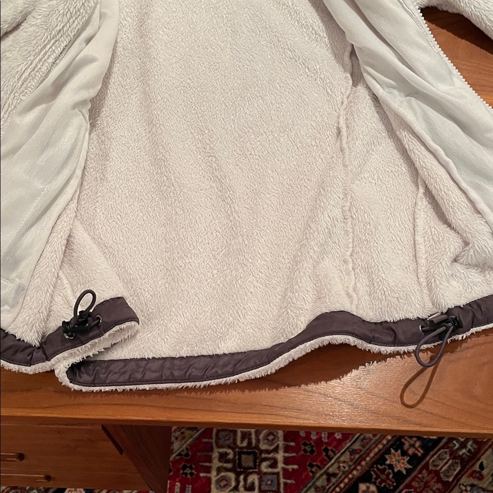 THE NORTH FACE Women's Plush Off-White Full-Zip Fleece Jacket Size XS/TP EUC - Picture 11 of 12